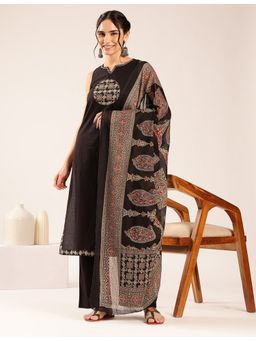 Vbuyz - Women's Black Geometric Print Straight Cotton Kurta With Pant & Dupatta