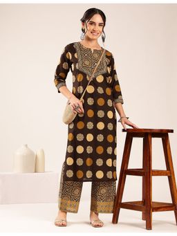 Vbuyz - Women's Brown Ajrakh Straight Cotton Stitched Kurta With Palazzo & Dupatta