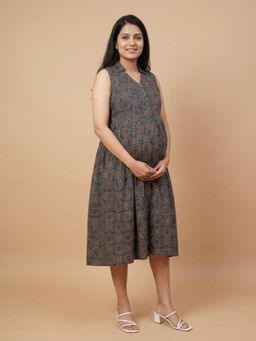The Mom Store - Green Era Maternity and Nursing Sleeveless Dress