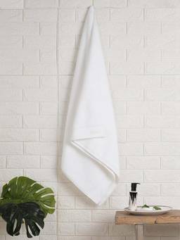 SPACES - White Eminence Egyptian Cotton 670 Gsm Dobby Weave Plan Bath Towel