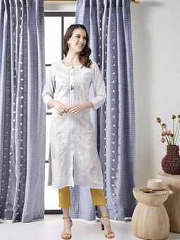 ADA - White Embroidered Kurta (XS) (A151782)