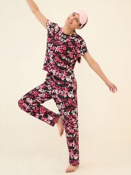 Sweet Dreams - Women Printed Pyjama with T-Shirt (Set of 2)