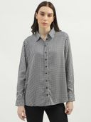 Black color option, Sold out, Currently selected