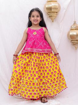 BownBee - Girls Pink Pure Cotton Bandhani Printed Lehenga with Choli