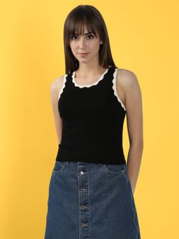 VERO MODA - Black Scallop Sleeves Top