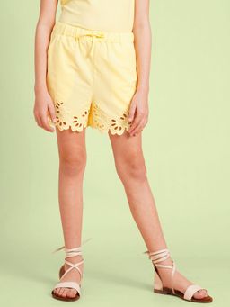 VERO MODA - Yellow Self Design Regular Fit Shorts