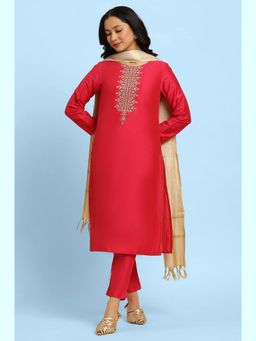 W - Pink Embroidered Kurta-Slim Pant-Dupatta (Set of 3)