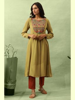 Folksong - Women Green Festive Embroidered Viscose Flared Kurta