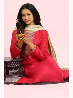 W - Pink Zari Embroidered Straight Kurta, Pant & Dupatta (Set of 3)