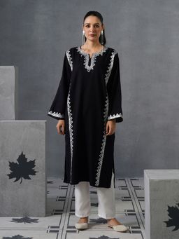 Kashmir Box - Zari Embroidered Full Sleeve Woollen Phiran Black Kurta