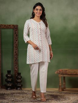 SPAN - Cotton Floral V-Neck Three Fourth Sleeves White Kurti