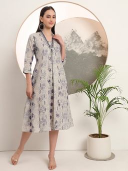 SPAN - Cotton Abstract V-Neck Three Fourth Sleeves Grey Kurta
