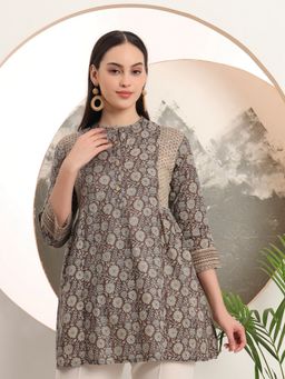 SPAN - Cotton Floral Mandarin Neck Three Fourth Sleeves Brown Kurti