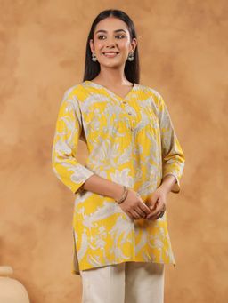 SPAN - Women's V-Neck Floral Three Fourth Sleeves Cotton Yellow Kurti