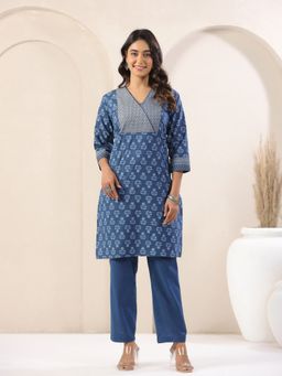 SPAN - Women's V-Neck Floral Three Fourth Sleeves Cotton Blue Kurta