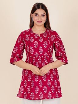 ARAMYA - Women Round Neck Pure Cotton Three Fourth Sleeves Maroon Kurti