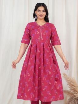 ARAMYA - Women V-Neck Pure Cotton Half Sleeves Maroon Kurta