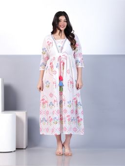 ARAMYA - Women Square Neck Pure Cotton Three Fourth Sleeves White Kurta