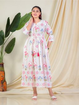 ARAMYA - Women Round Neck Pure Cotton Three Fourth Sleeves Off White A-Line Kurta