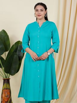 ARAMYA - Women Mandarin Neck Solid/Plain Three Fourth Sleeves Green Kurta