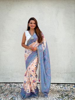 ELITE WEAVES - Blue Tessar Silk Bold Kalamkari Figure Printed Saree with Unstitched Blouse
