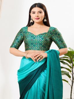 VAMAS - THE DESIGNER BLOUSES - Women Green Sweetheart Neck Padded Stitched Blouse