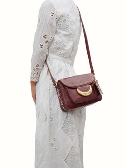 Hidesign - Womens Red Bedouin 01 Casual Sling Bag (M)