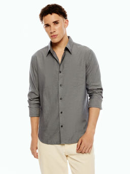 Calvin Klein - Solid Regular Fit Cotton Casual Shirt