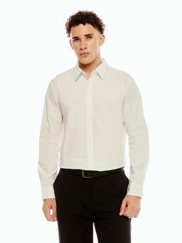 Calvin Klein - Solid Regular Fit Cotton Casual Shirt