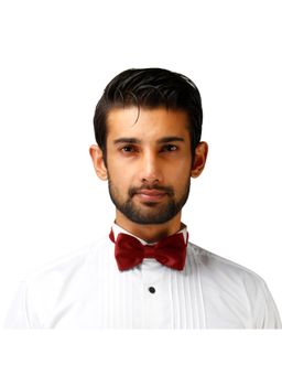 PELUCHE - Solid Maroon Bow Tie for Men