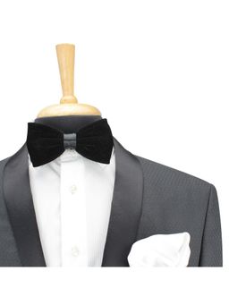 PELUCHE - Solid Essentials Black Velvet Bow Tie