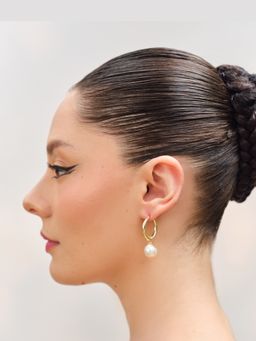 Anaash - Gold Baroque Pearl Hoops