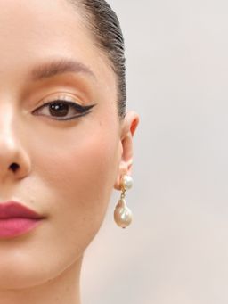 Anaash - White Baroque Pearl Drops