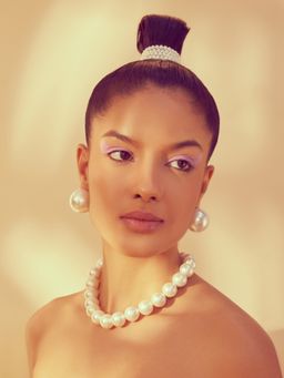 Anaash - White Emily Pearl Necklace