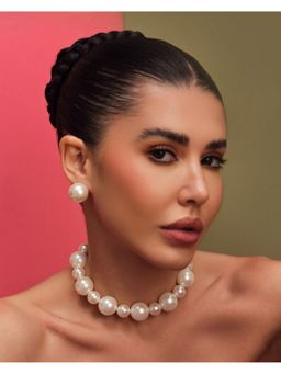 Anaash - White Skip Single Necklace