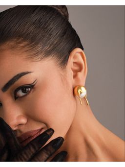 Anaash - Gold Melting Studs