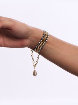 Anaash - Gold Baroque Linked Pearl Watch Charm