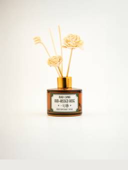 Rad Living - Oud Kissed Rose - Reed Diffuser