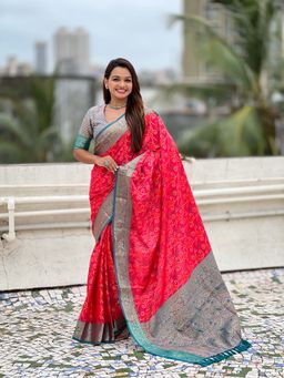 ELITE WEAVES - Woven Bandhani Patola Pink Saree with Unstitched Blouse
