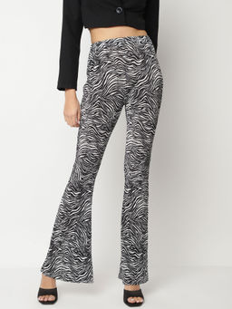 Missguided - Black Co Ord Zebra Print Plisse Flared Trousers