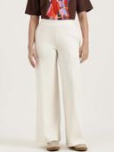 Cream color option, Currently selected