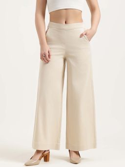 United Colors of Benetton - Cream Regular Fit High Rise Solid Trousers