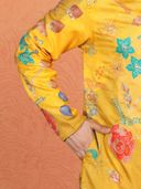 Yellow color option, Currently selected