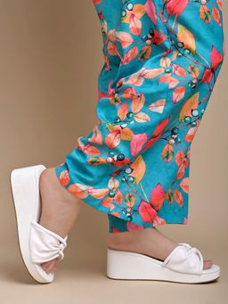 Shoetopia - Stylish Crisscross White Wedge Heels