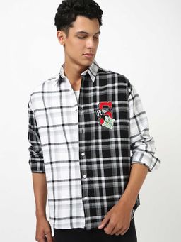 Bewakoof - Men's White & Black Peanuts Checked Oversized Shirt