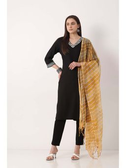 Biba - Women Yellow Cotton Leheriya Printed Dupatta