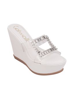 Catwalk - Casual Women White Zing Thing Sandals