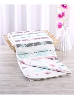 Zoe - Premium Organic Cotton 6 Layer Gauze Blanket Fish Print - Multicolor