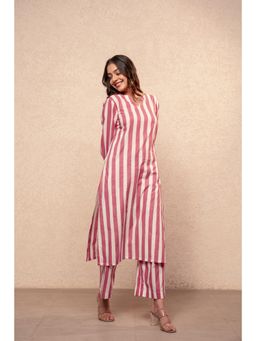 DEASHA INDIA - Nirya Pink Striped Kurta & Pant