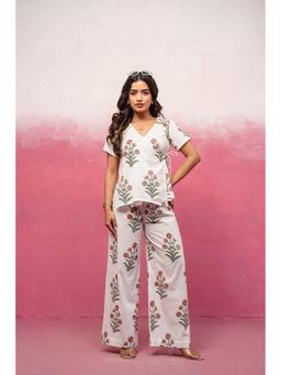 DEASHA INDIA - Vasira White Floral Angarakha Co-Ord Set